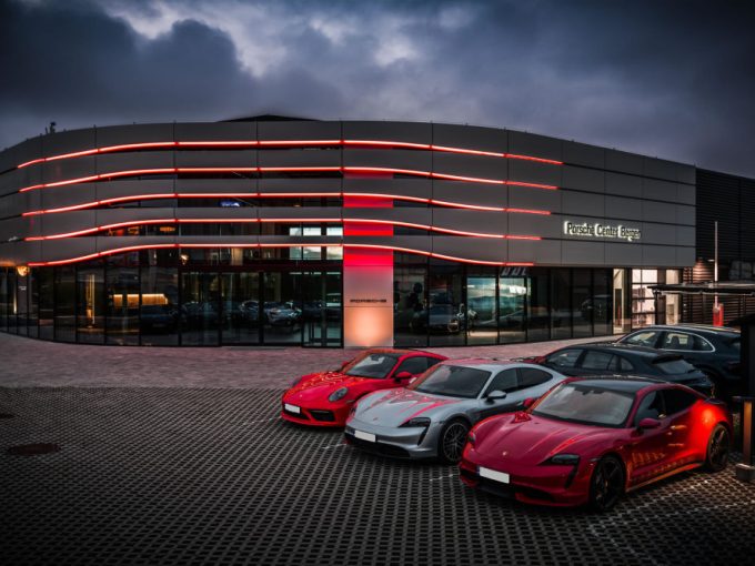 Bergen: Porsche Center Bergen